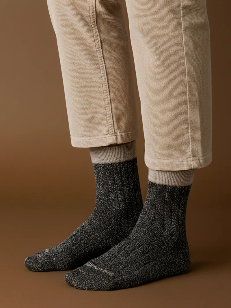 SHINY SOCKS