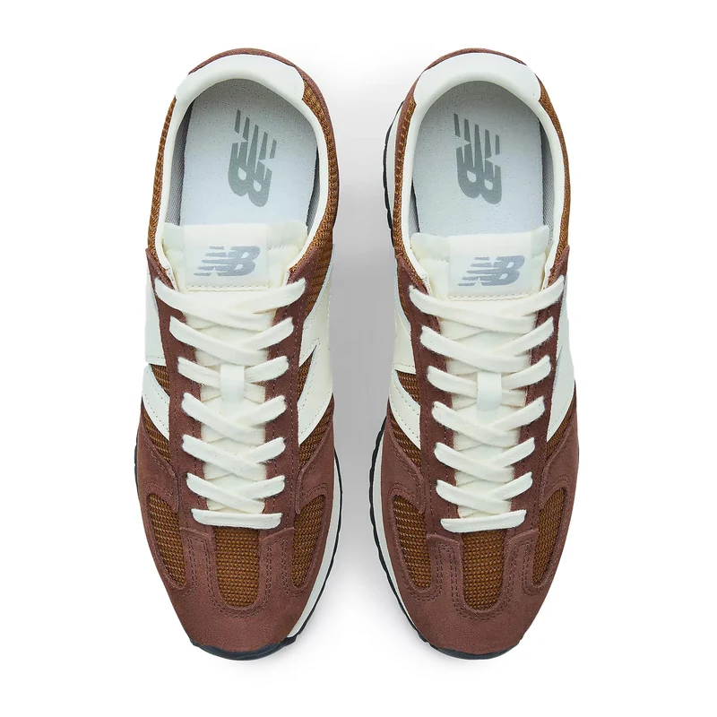 Deportiva marrón claro U4713G5 New Balance