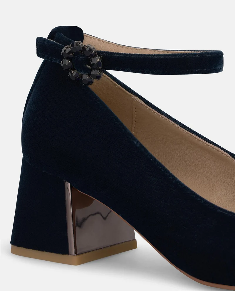 ZAPATO TERCIOPELO CON PULSERA