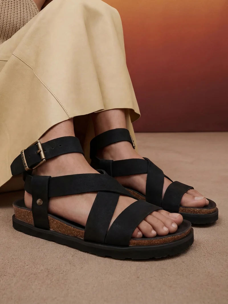 ZAHA NUBUCK BLACK