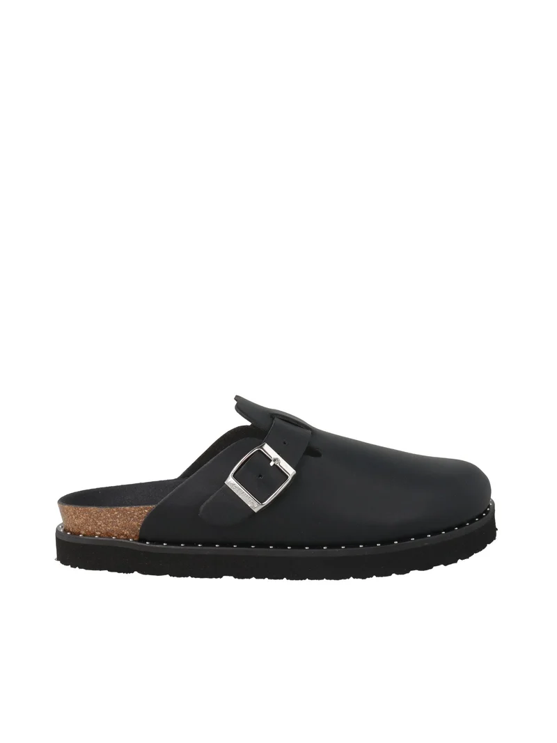 RIVA VEGAN STUDS BLACK