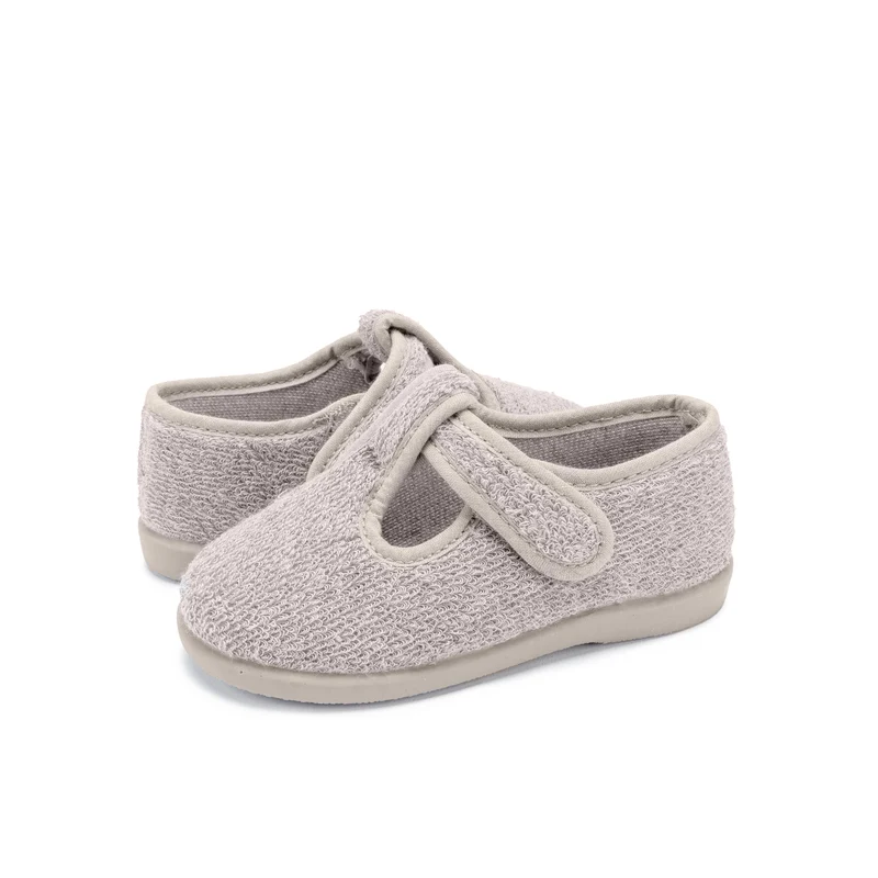 Zapatilla casa gris claro 3112 Vulladi