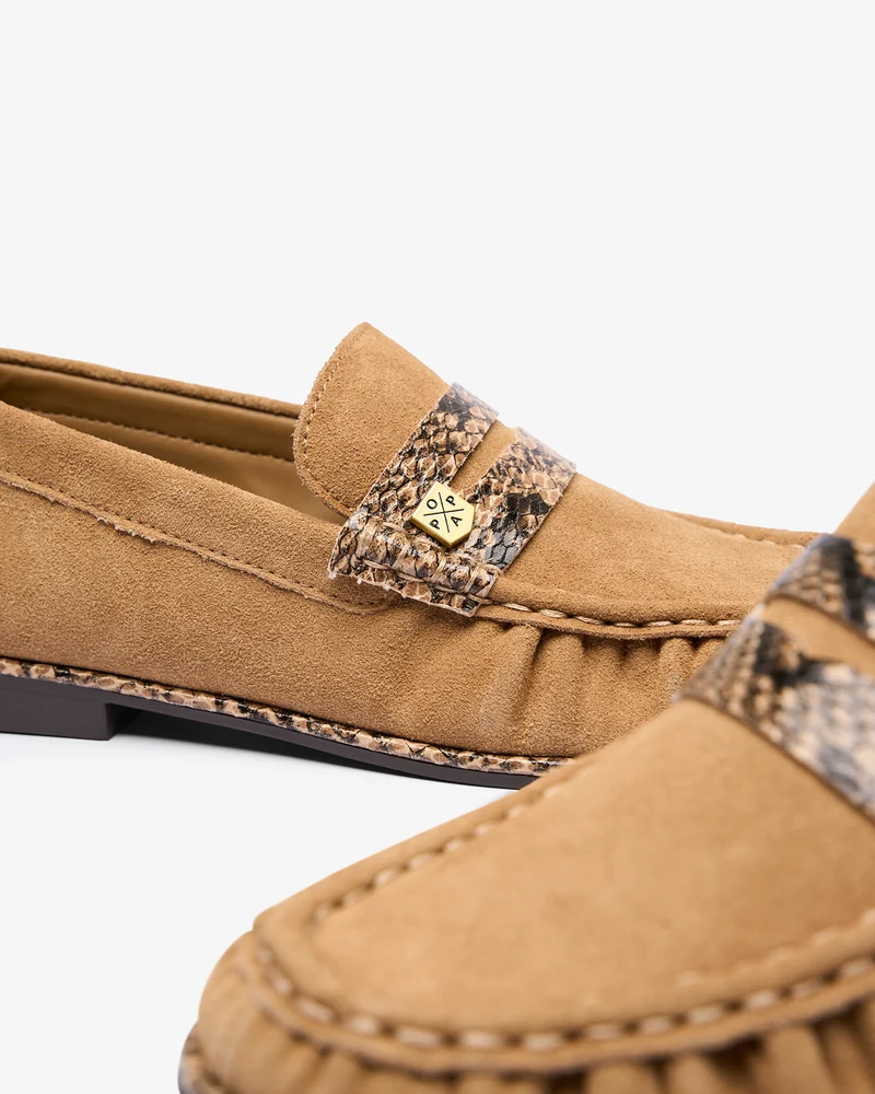 Mocasín Beige de Mujer Yao Cerco