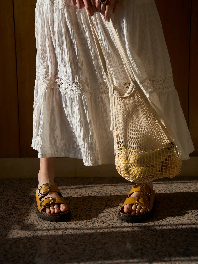 GALIA LEATHER EMBOSSED AMBER