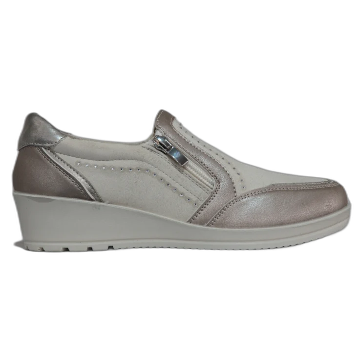 MUJER COMODO DEPORTIVO BEIGE