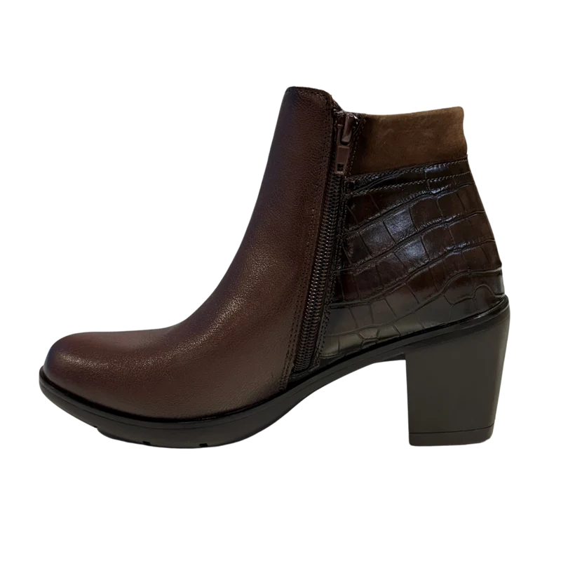 MUJER BOTIN PIEL ESCARCHA