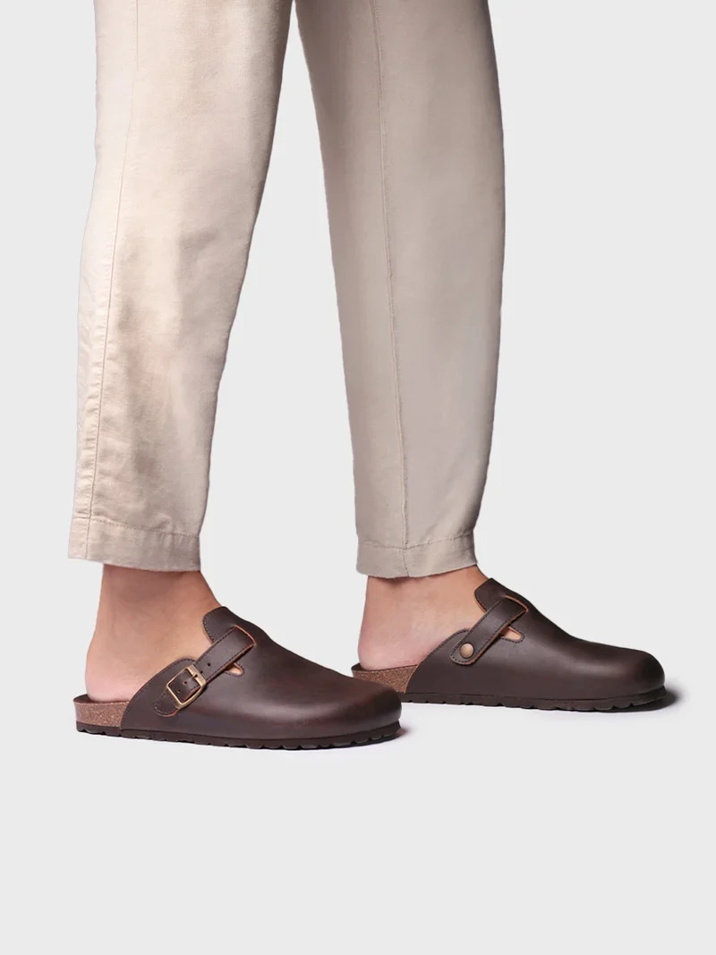 Zueco cerrado en piel para hombre | GORKA