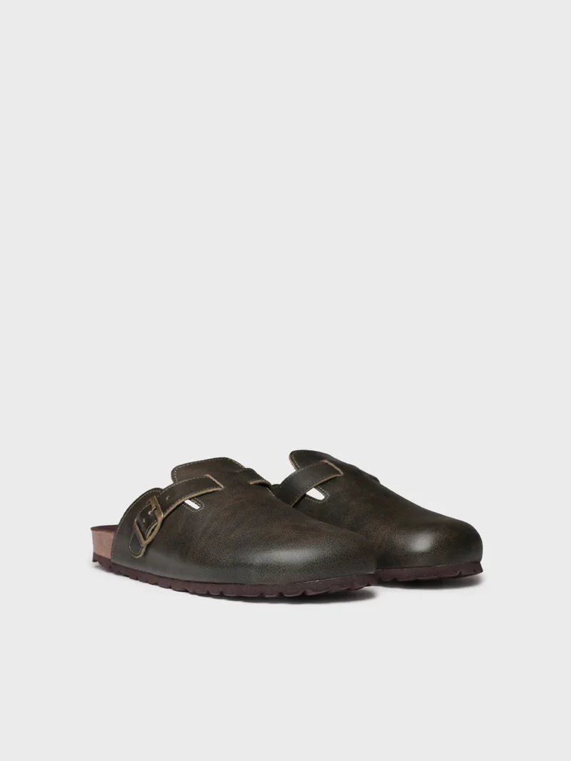 Zueco cerrado en piel para hombre | GORKA