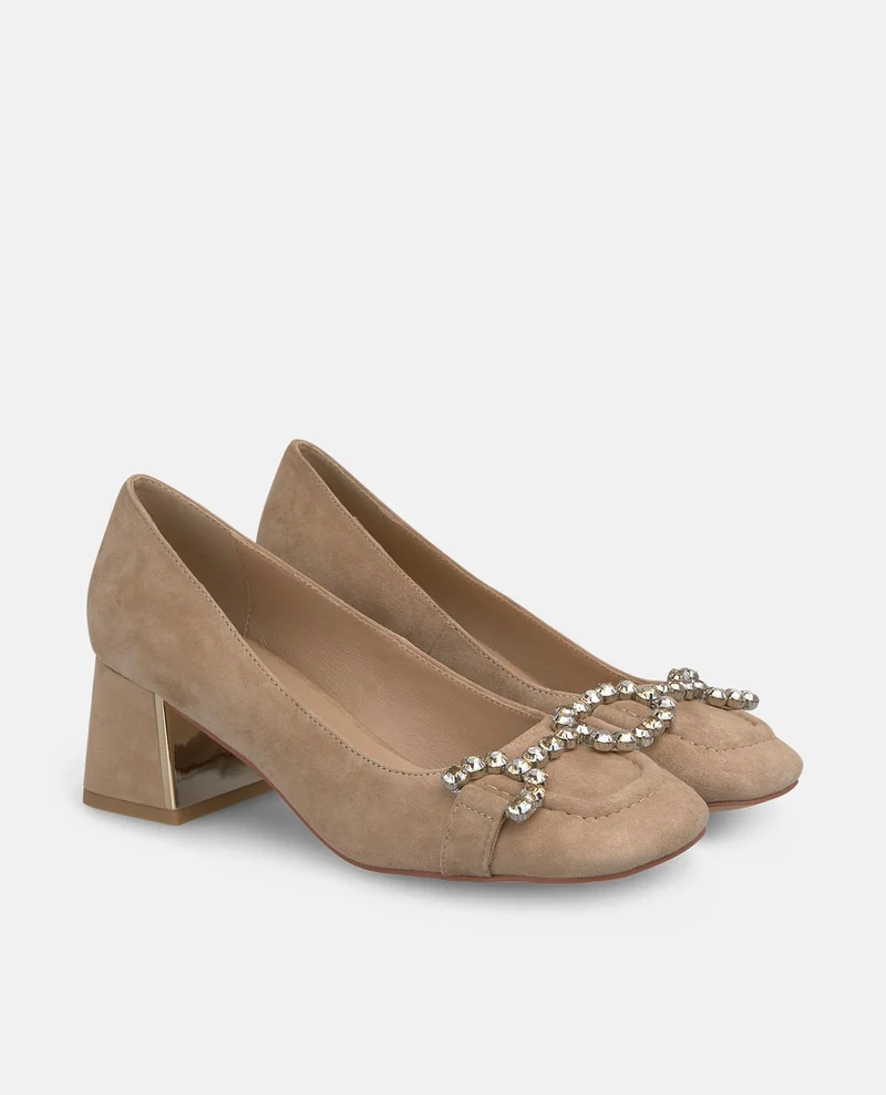 ZAPATO ESTRIBO PEDRERÍA TACÓN