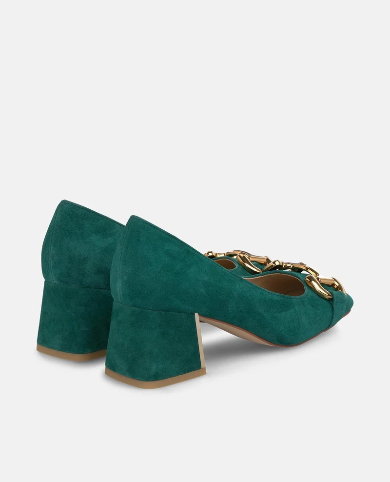 ZAPATO CON ESTRIBO METÁLICO