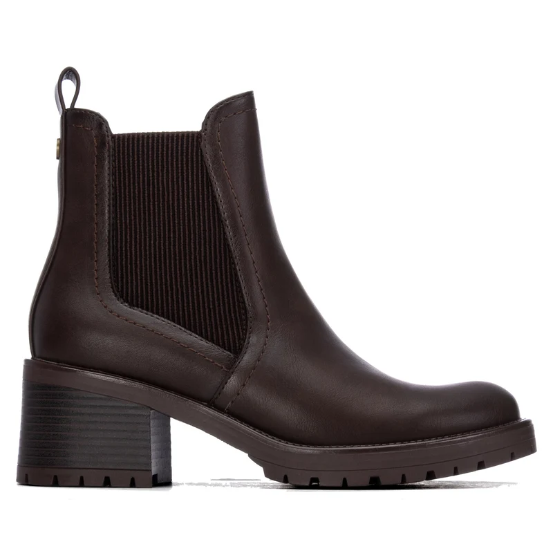 MUJER BOTIN MEDIO MADERA