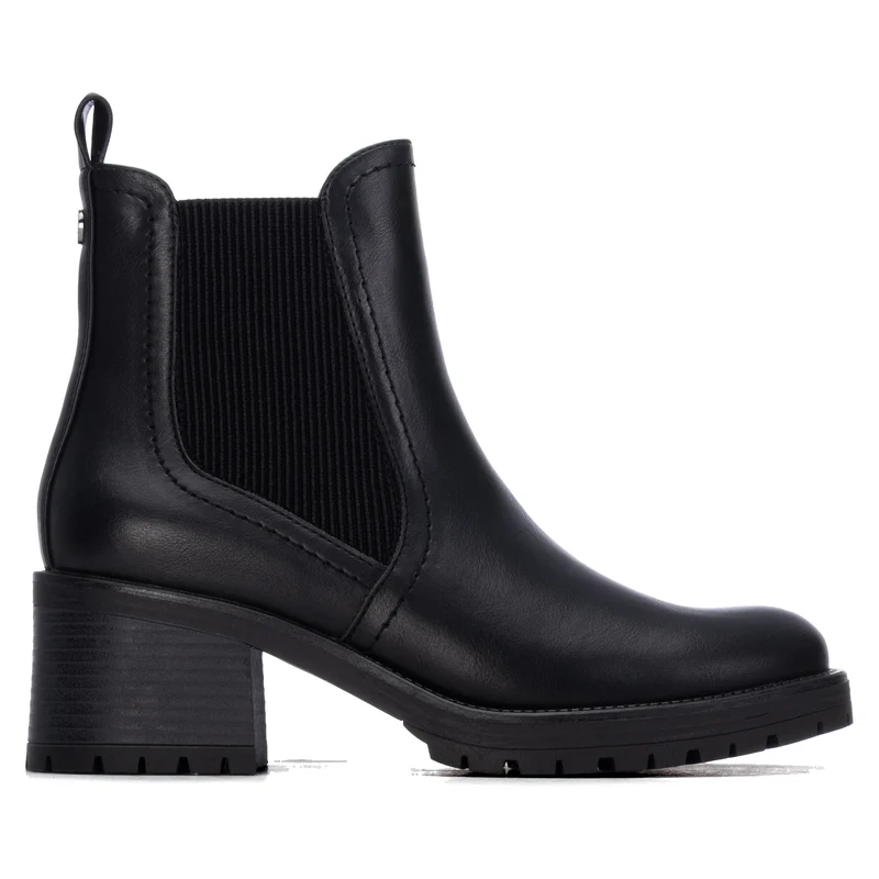 MUJER BOTIN MEDIO LUNA