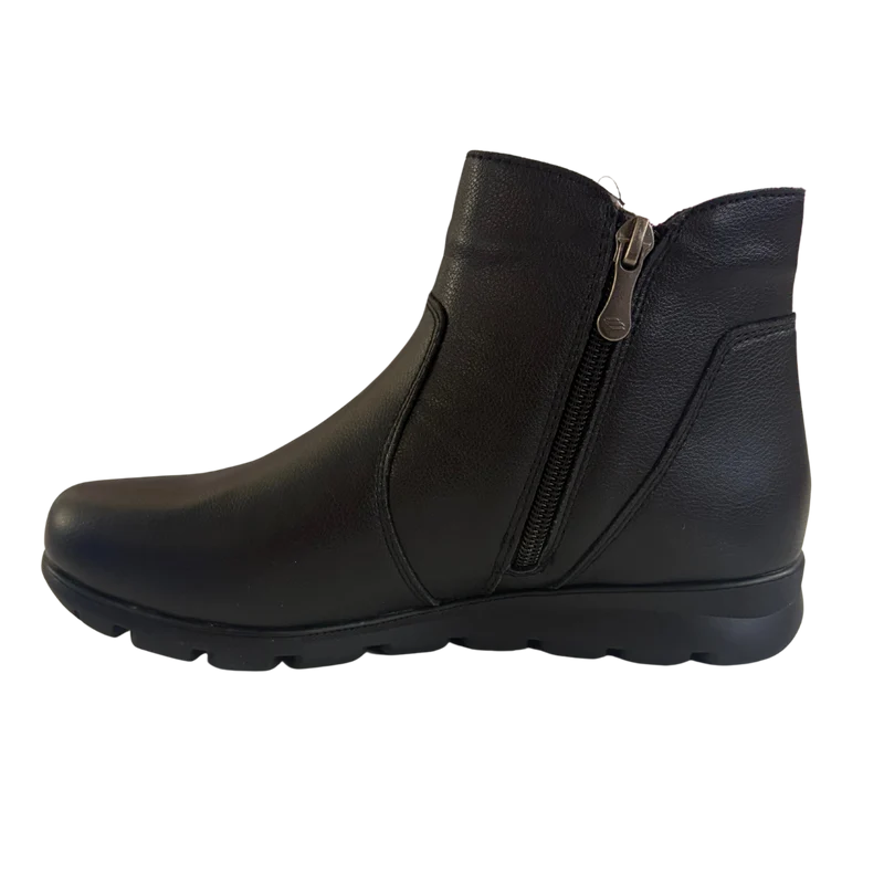 MUJER BOTIN COPO