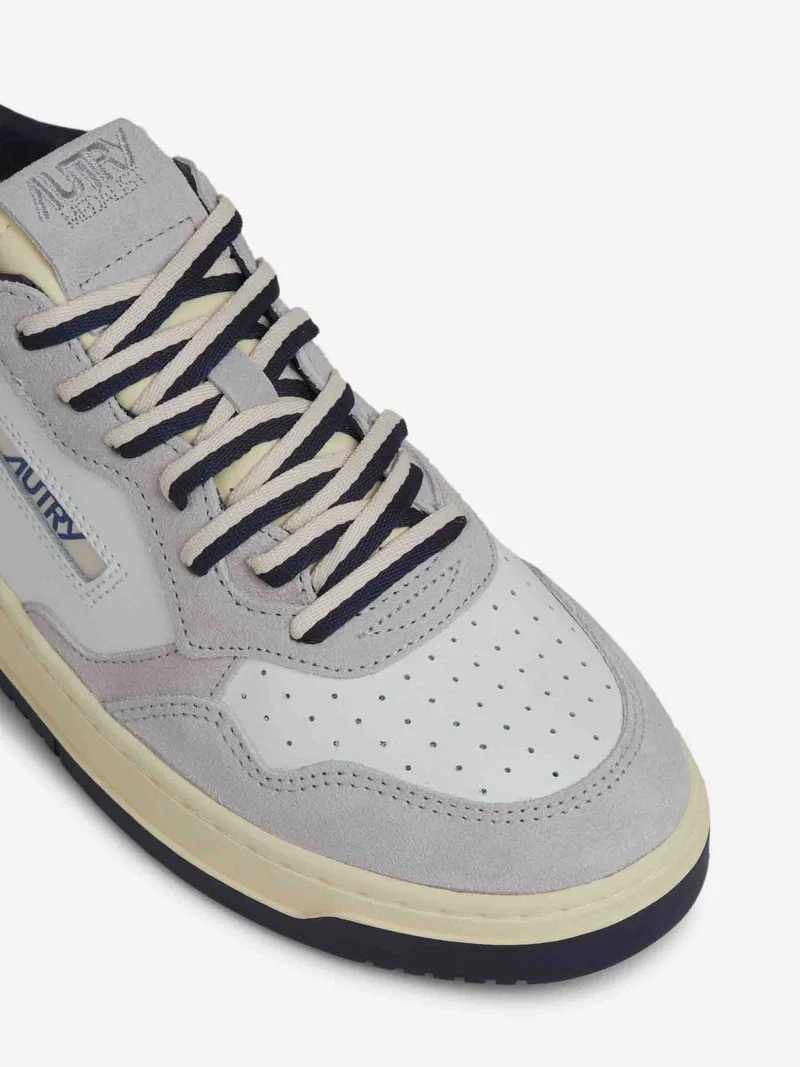 Sneakers Medalist Low
