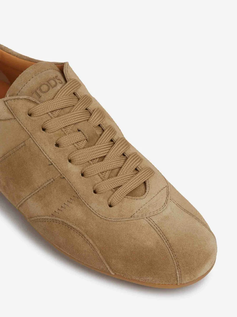 Sneakers Suede
