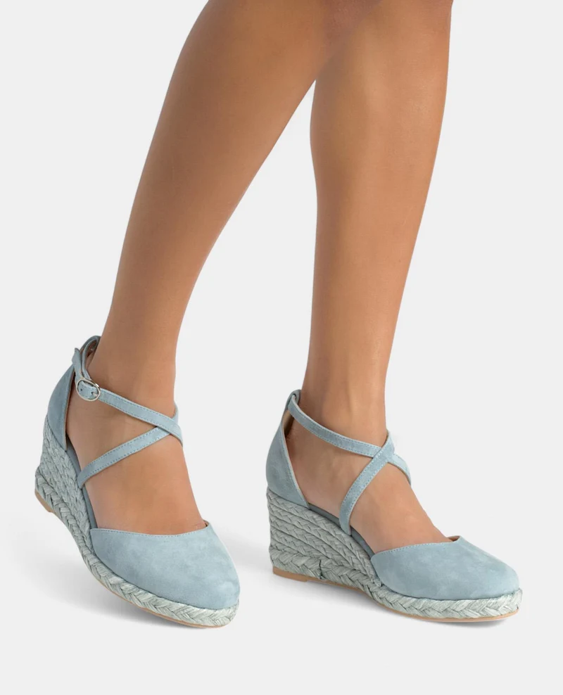 ZAPATO CUÑA TIRAS CRUZADAS