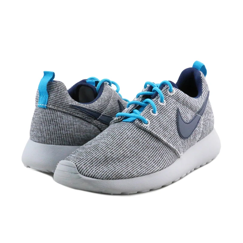 Deportiva gris ROSHERUN Nike
