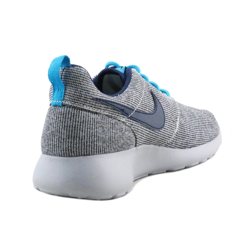 Deportiva gris ROSHERUN Nike