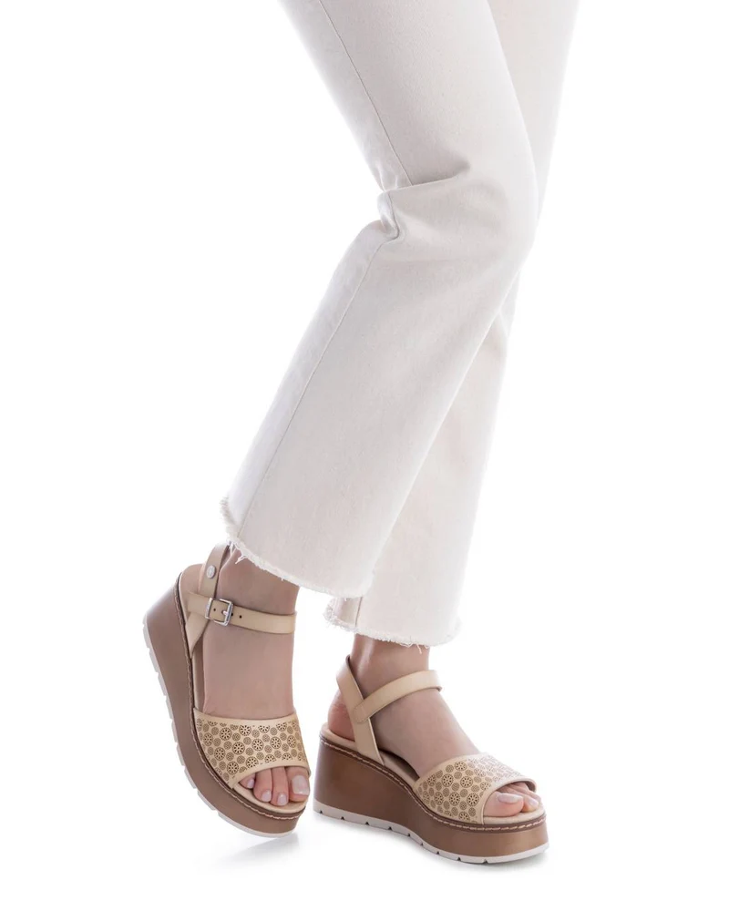 Sandalia de mujer con cuña Refresh 17517801