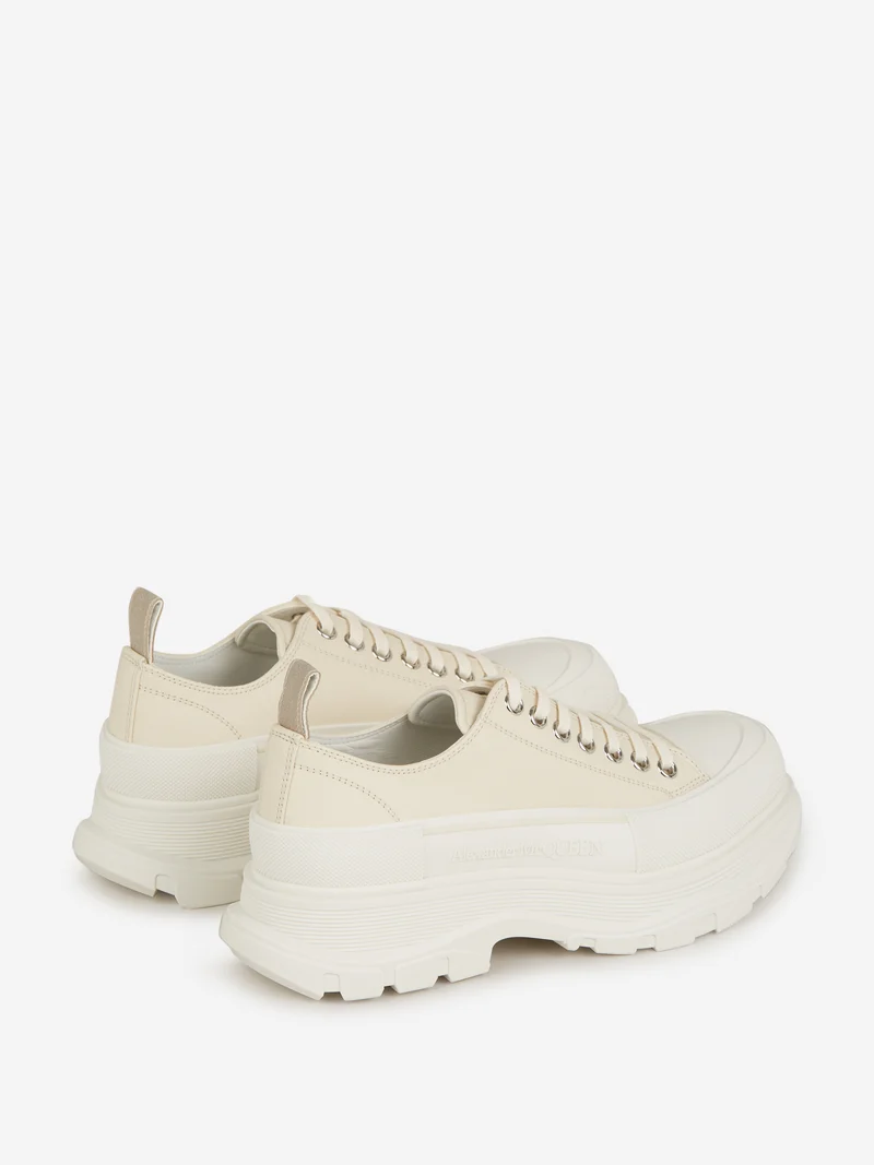Sneakers Tread Sick
