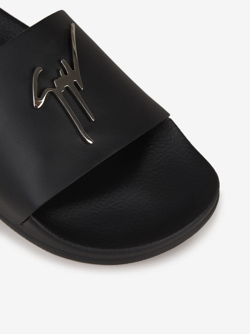 Sandalias Brett Logo