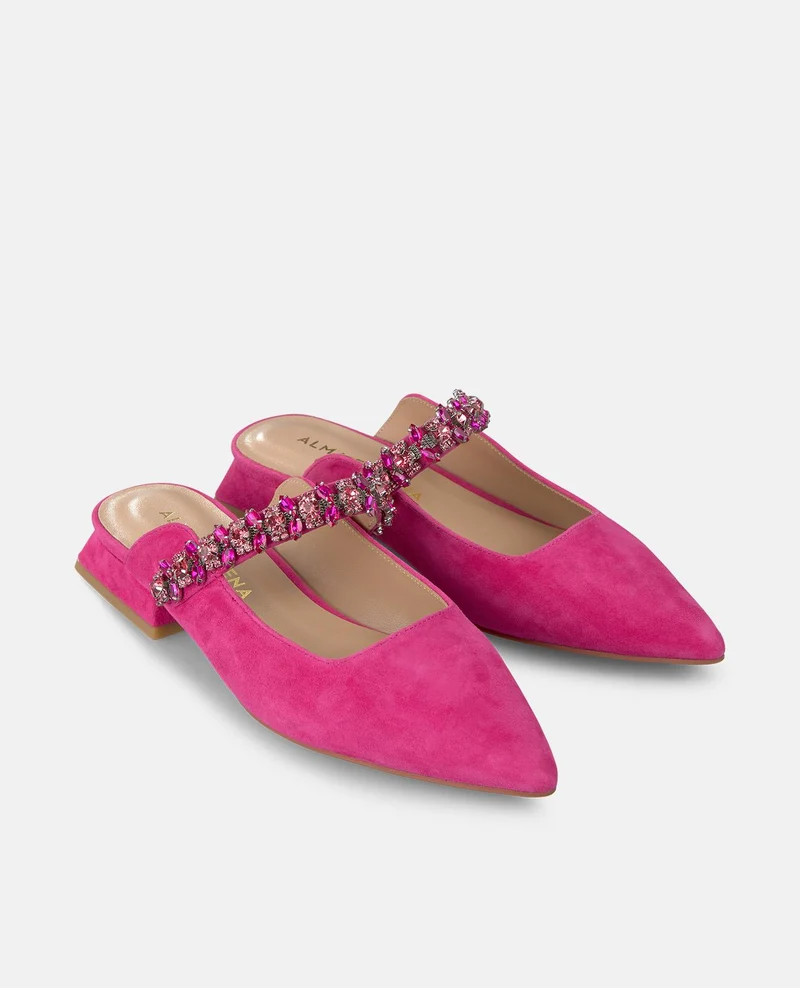 ZAPATO DESTALONADO TIRA PEDRERÍA