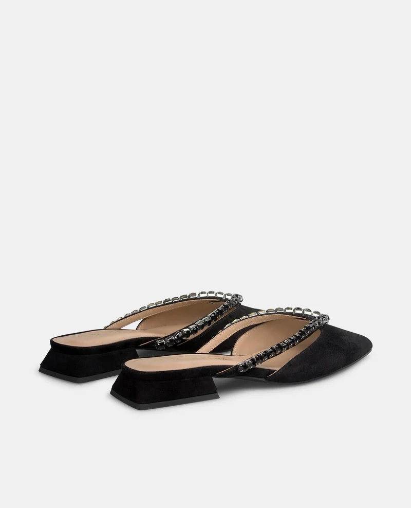 ZAPATO PLANO CON TIRAS