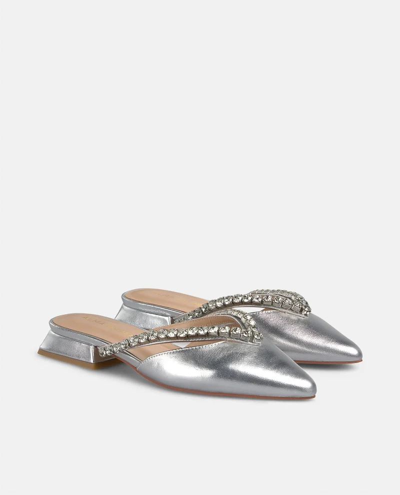 ZAPATO PLANO CON TIRAS