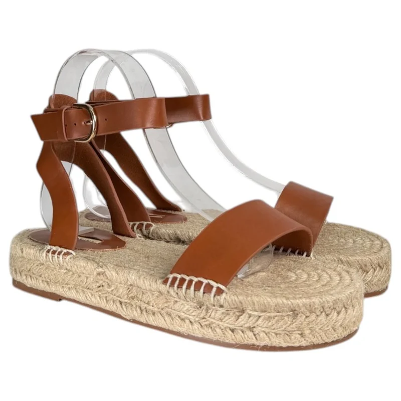 Sandalias Corina Plataforma Tira M4400 Cuero