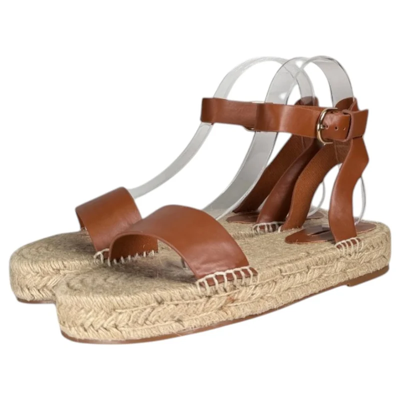 Sandalias Corina Plataforma Tira M4400 Cuero