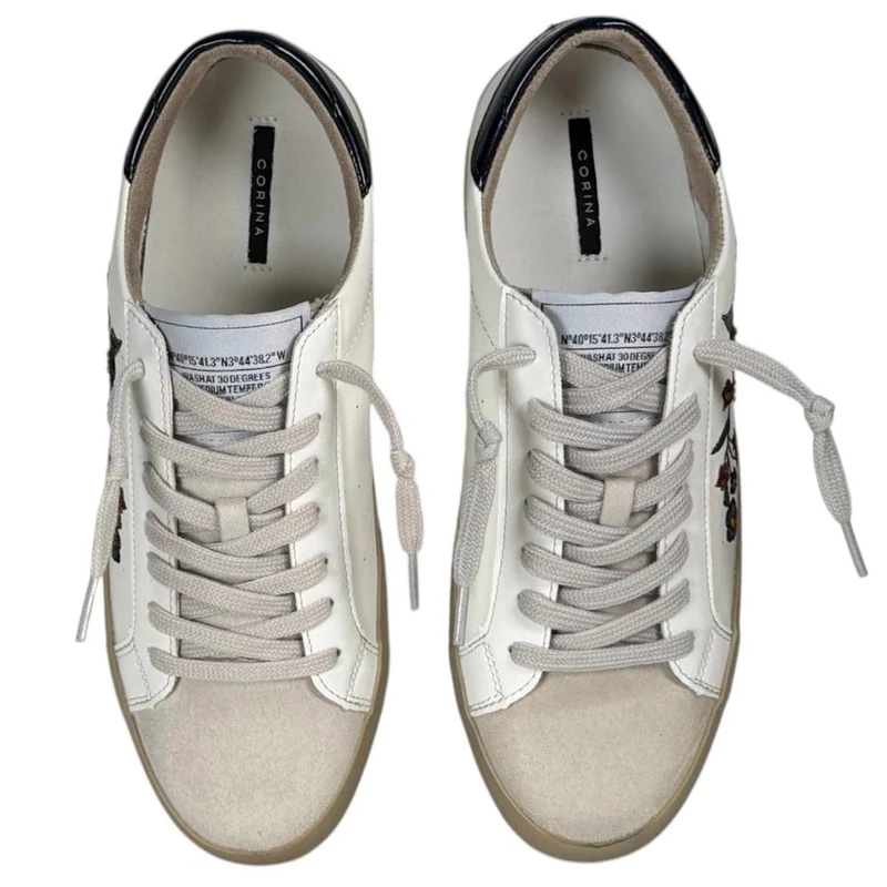 Zapatillas Corina Retro Flores M5042 Azul