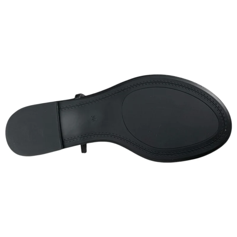 Sandalias Corina Tira Fina M6456 Negro