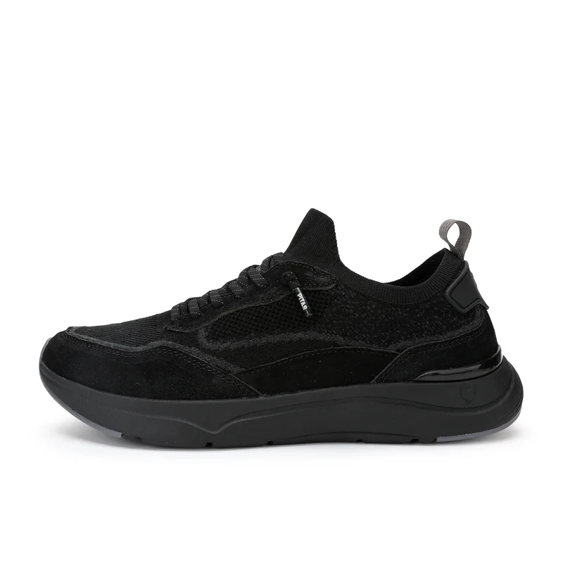 Deportiva total negro TUI Walk in Pitas