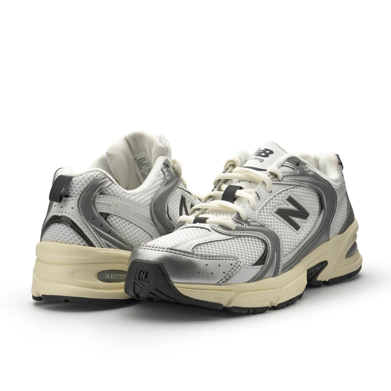 Deportiva blanco/plata/negro U530ESA New Balance