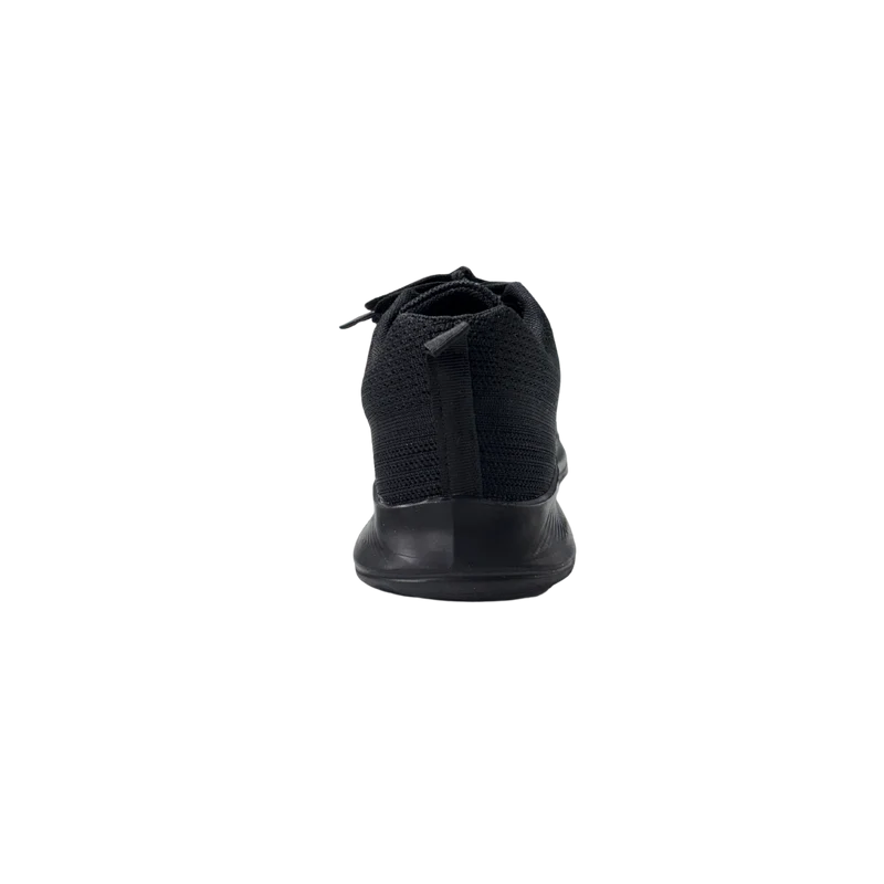 HOMBRE DEPORTIVA NEGRO