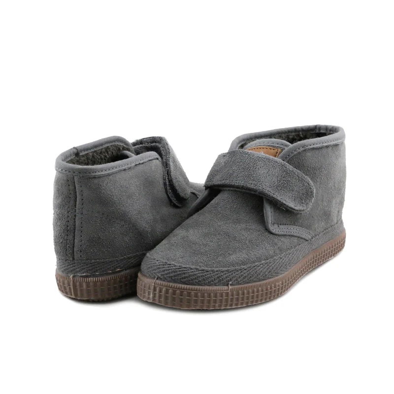Bota serraje gris 525 Natural World