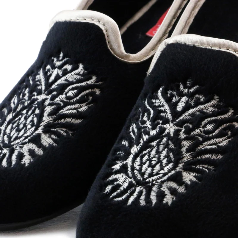 Zapatilla casa negra 798025 Norteñas