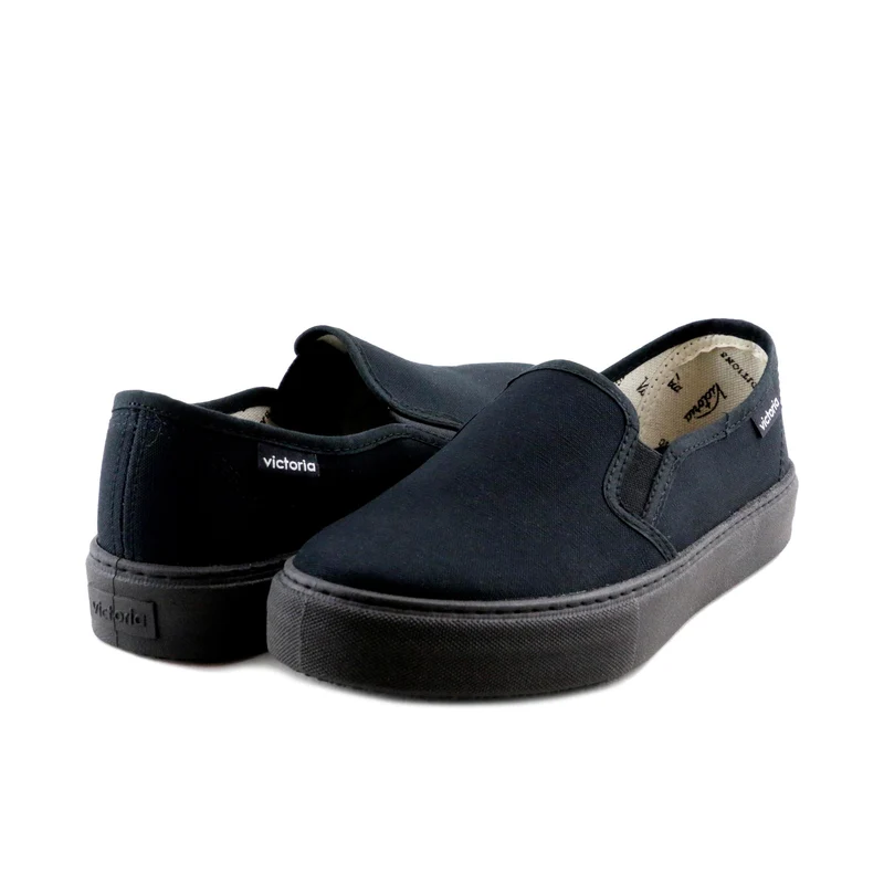 Zapatilla negra 25015 Victoria