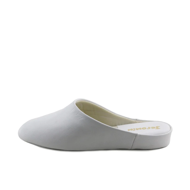 Zapatilla casa blanca 1220 Jeromín