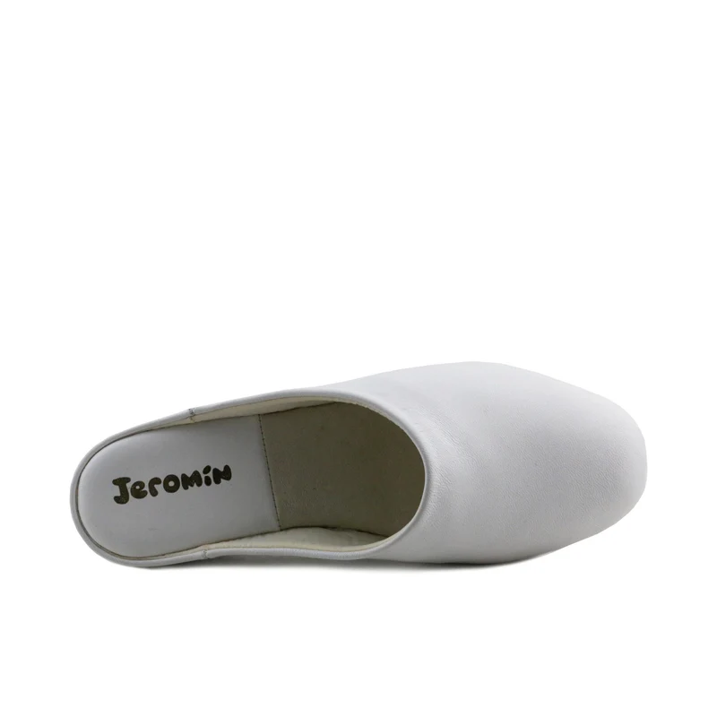 Zapatilla casa blanca 1220 Jeromín