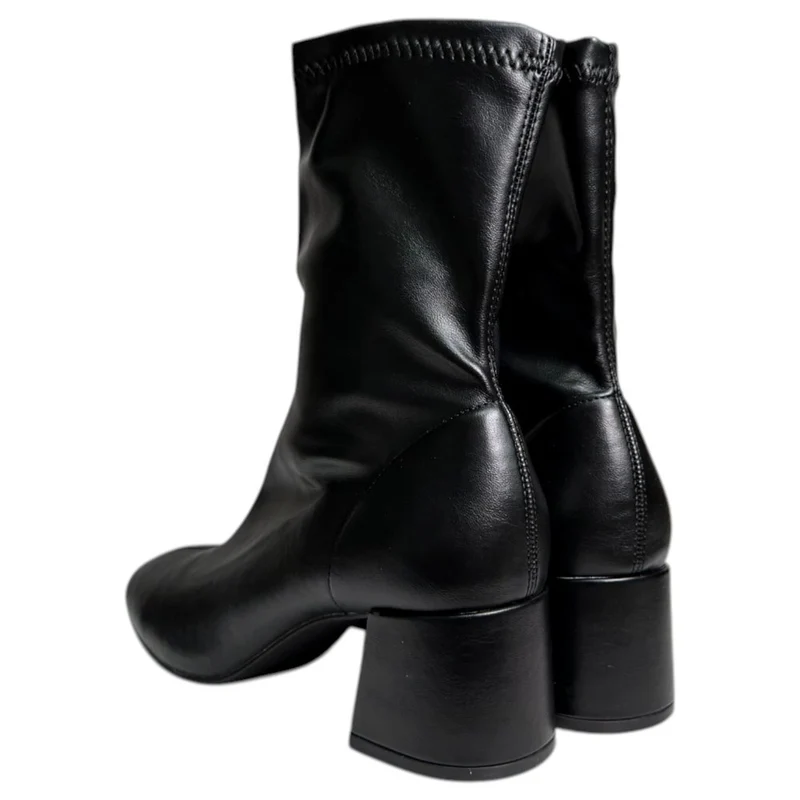 Botines Corina Caña Elástica M5885 Negro