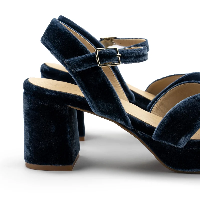 Sandalia azul jeans 7500 Dansi