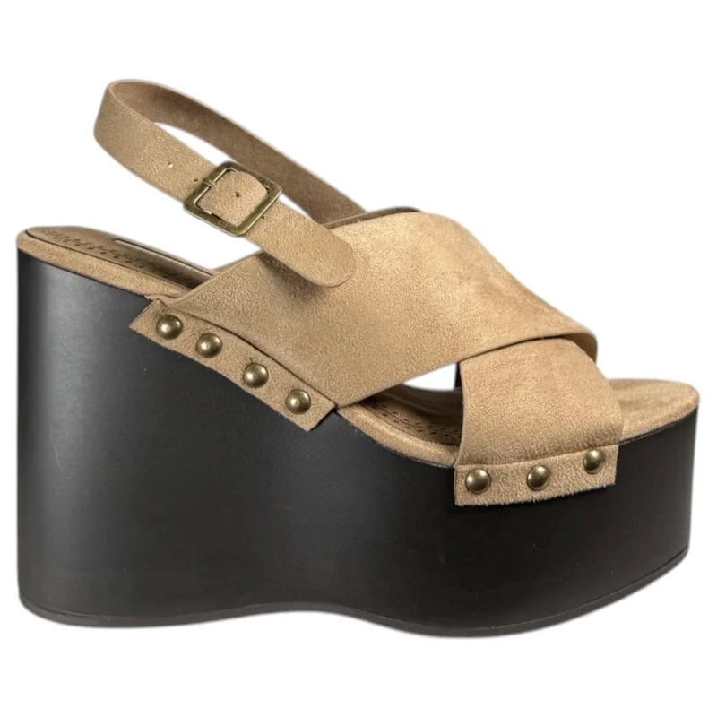 Sandalias Corina Cuña Tachas M6367 Arena