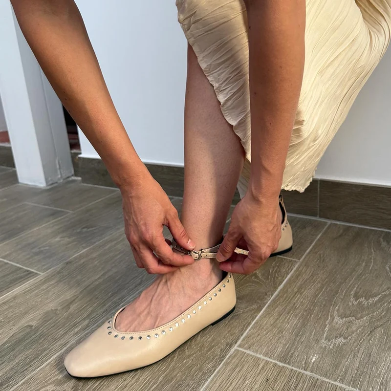 Bailarinas Corina Tachas M5607 Crudo