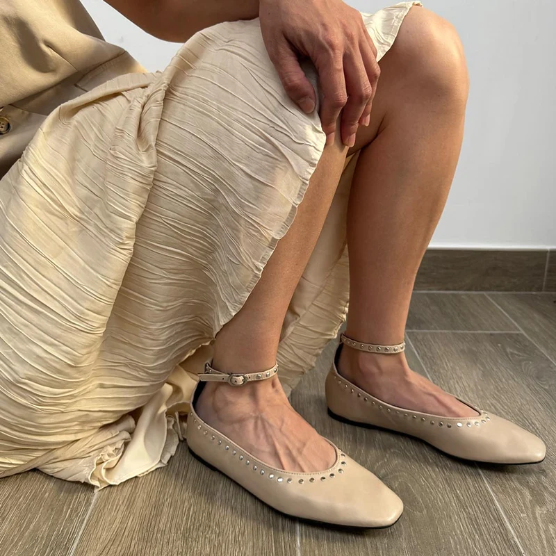 Bailarinas Corina Tachas M5607 Crudo