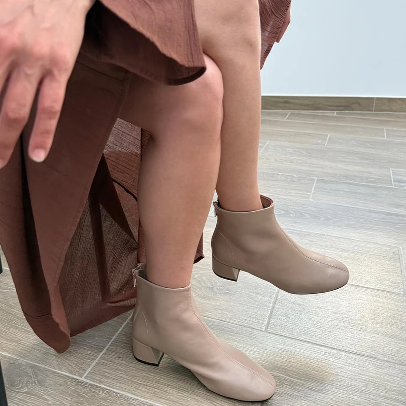 Botines Corina Cremallera Trasera M5870 Taupe