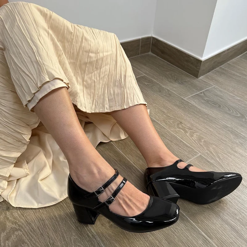 Zapatos Corina Tacón Hebillas M5755 Negro