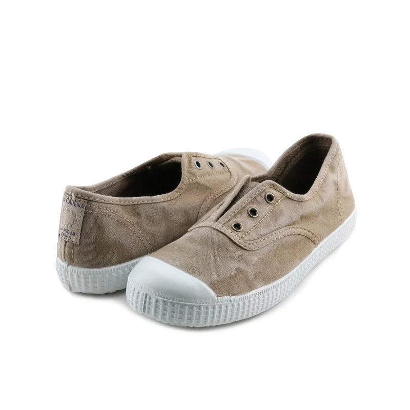 Zapatilla tostado 88145 La Cadena