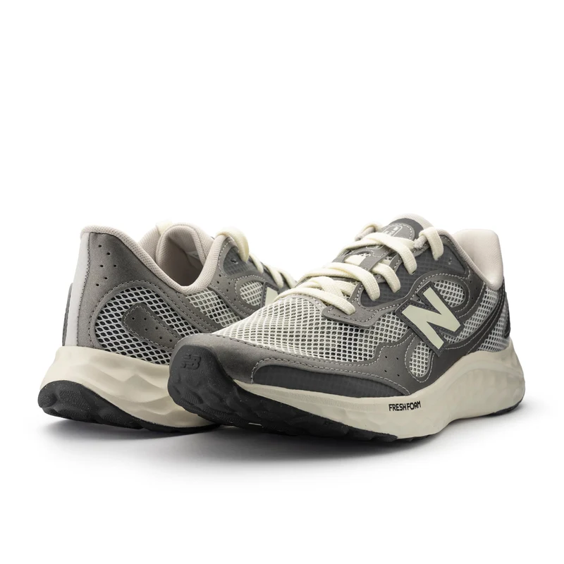 Deportiva blanco/gris MARISTG4 New Balance