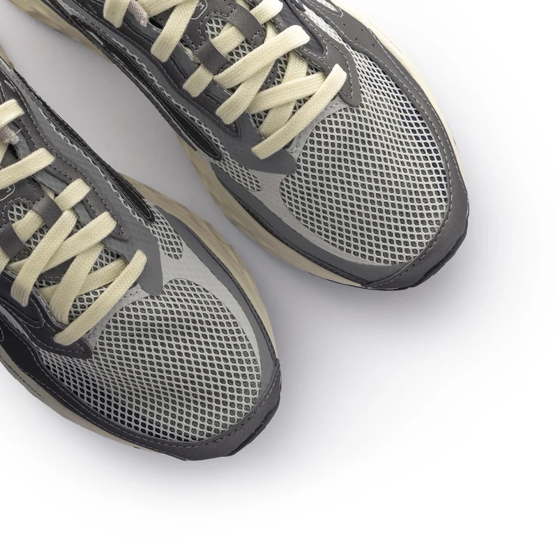 Deportiva blanco/gris MARISTG4 New Balance